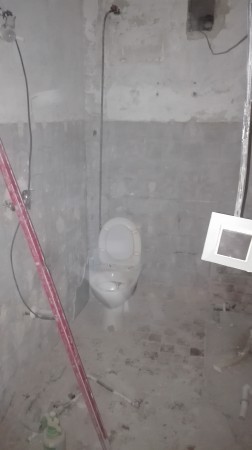 WC pred rekonštrukciou